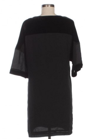 Рокля ONLY, Размер XS, Цвят Черен, Цена 3,57 €