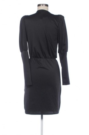 Рокля Oviesse, Размер S, Цвят Черен, Цена 2,04 €