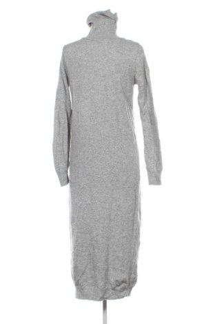 Ruha Pietro Brunelli, Méret M, Szín Szürke, Ár 10 899 Ft