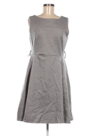 Φόρεμα Pittarello, Μέγεθος M, Χρώμα Γκρί, Τιμή 9,99 €