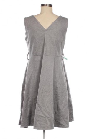 Φόρεμα Pittarello, Μέγεθος M, Χρώμα Γκρί, Τιμή 9,99 €