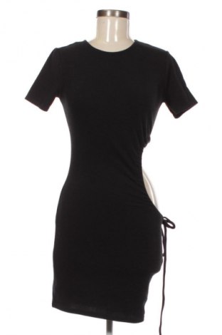 Рокля Pretty Little Thing, Размер M, Цвят Черен, Цена 9,71 €