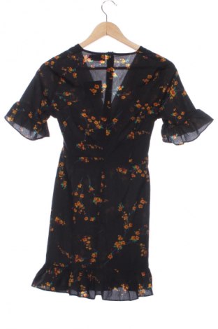 Šaty  Pretty Little Thing, Velikost S, Barva Vícebarevné, Cena  567,00 Kč