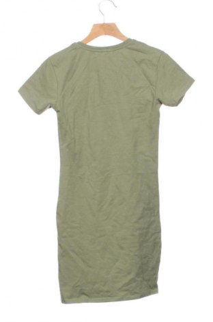 Kleid Pull&Bear, Größe XS, Farbe Grün, Preis 25,99 €