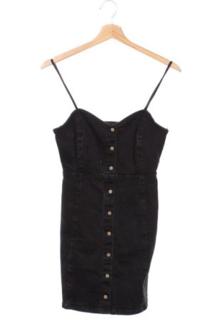 Sukienka Pull&Bear, Rozmiar S, Kolor Czarny, Cena 66,99 zł