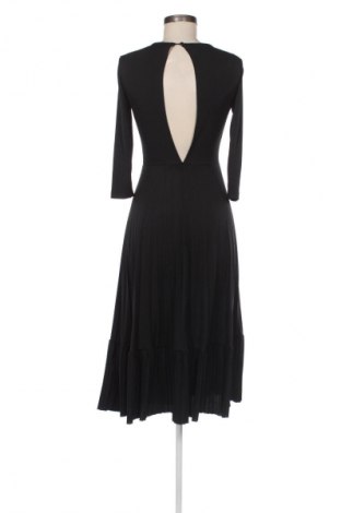 Šaty  Reserved, Velikost S, Barva Černá, Cena  569,00 Kč