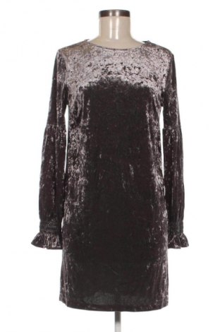 Šaty  Reserved, Velikost M, Barva Vícebarevné, Cena  566,00 Kč