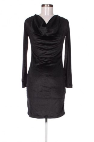 Sukienka Shewky, Rozmiar L, Kolor Czarny, Cena 96,99 zł