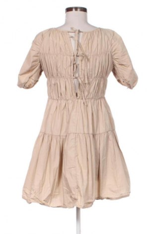 Φόρεμα Sinsay, Μέγεθος M, Χρώμα  Μπέζ, Τιμή 14,99 €