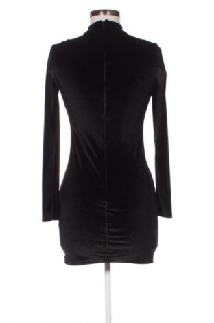 Šaty  Sinsay, Velikost S, Barva Černá, Cena  509,00 Kč