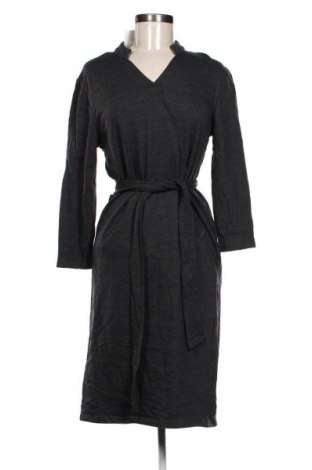 Φόρεμα Sisters, Μέγεθος XL, Χρώμα Γκρί, Τιμή 16,99 €