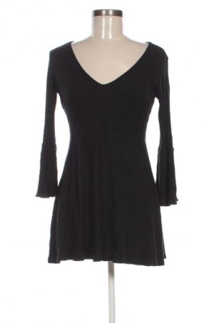 Ruha Tezenis, Méret M, Szín Fekete, Ár 2 289 Ft