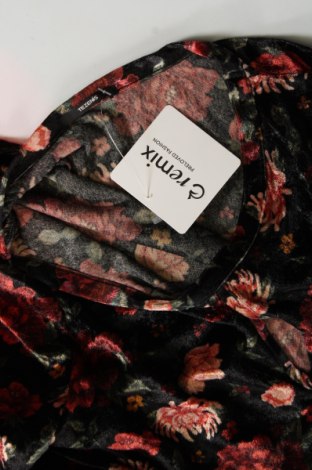 Šaty  Tezenis, Velikost M, Barva Vícebarevné, Cena  149,00 Kč