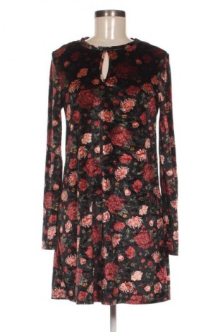 Рокля Tezenis, Размер M, Цвят Многоцветен, Цена 2,55 €