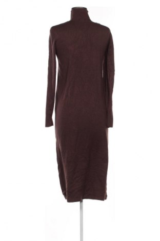 Ruha Tezenis, Méret M, Szín Barna, Ár 5 499 Ft