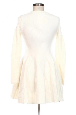 Ruha Unbranded, Méret XL, Szín Fehér, Ár 5 659 Ft