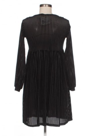 Ruha Unbranded, Méret M, Szín Fekete, Ár 3 439 Ft