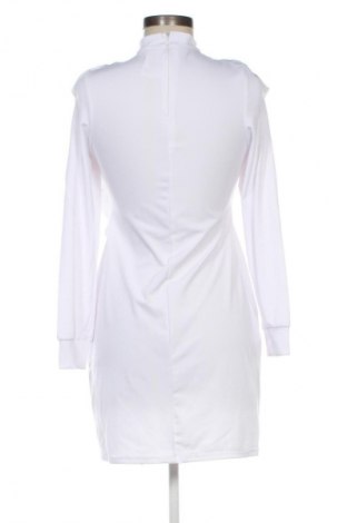 Ruha Unbranded, Méret M, Szín Fehér, Ár 8 449 Ft