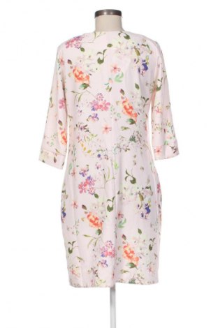 Šaty  Unbranded, Velikost M, Barva Vícebarevné, Cena  484,00 Kč