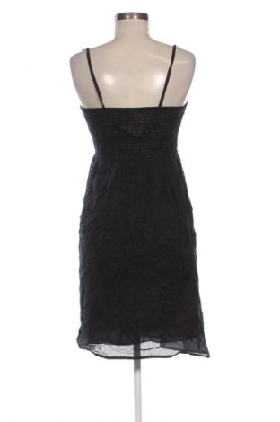 Šaty  United Colors Of Benetton, Velikost S, Barva Černá, Cena  329,00 Kč