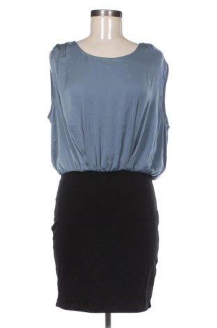 Рокля VILA, Размер XL, Цвят Многоцветен, Цена 9,20 €