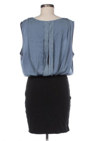 Рокля VILA, Размер XL, Цвят Многоцветен, Цена 9,20 €