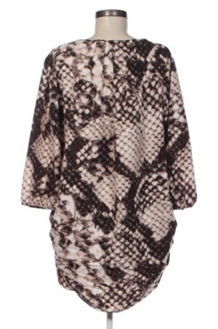 Рокля Vero Moda, Размер L, Цвят Многоцветен, Цена 6,13 €