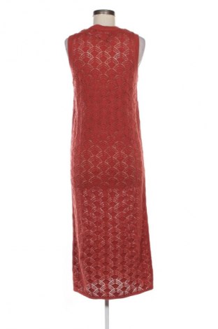 Šaty  Vero Moda, Velikost L, Barva Červená, Cena  889,00 Kč