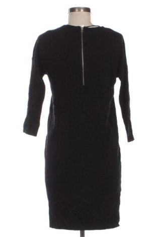 Рокля Vero Moda, Размер M, Цвят Черен, Цена 5,62 €