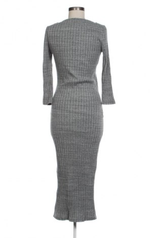 Šaty  WE, Velikost M, Barva Šedá, Cena  249,00 Kč