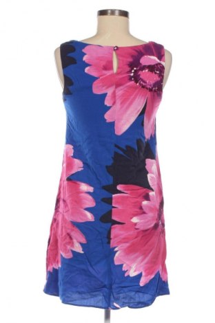 Šaty  Yessica, Velikost S, Barva Vícebarevné, Cena  566,00 Kč