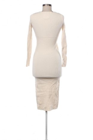 Рокля Zara, Размер S, Цвят Бежов, Цена 6,64 €