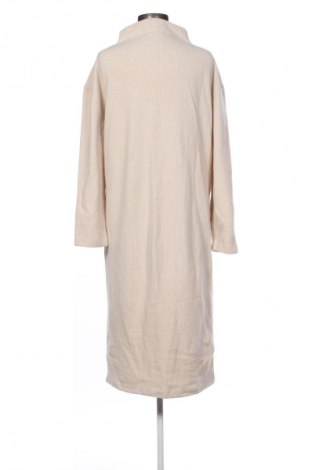 Рокля Zara, Размер M, Цвят Екрю, Цена 17,89 €