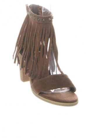 Sandały Ella Cruz, Rozmiar 36, Kolor Brązowy, Cena 254,91 zł