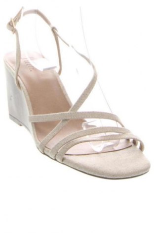 Σανδάλια Find., Μέγεθος 37, Χρώμα  Μπέζ, Τιμή 26,00 €