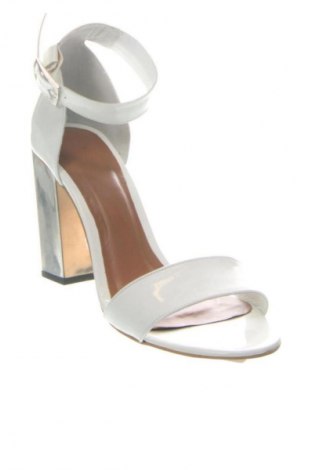 Sandały Ingiliz, Rozmiar 40, Kolor Biały, Cena 1 676,19 zł