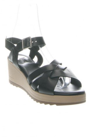 Sandały Kickers, Rozmiar 39, Kolor Czarny, Cena 261,99 zł