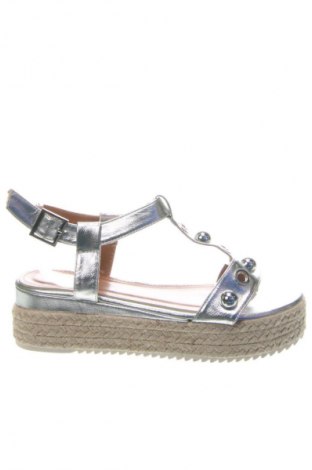 Sandały Unbranded, Rozmiar 39, Kolor Srebrzysty, Cena 139,99 zł