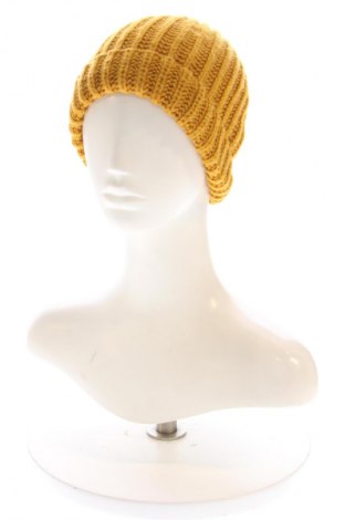 Шапка Bershka, Цвят Оранжев, Цена 7,66 €