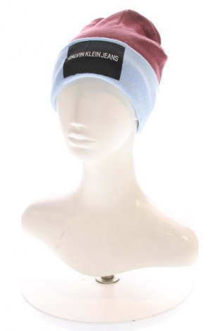 Шапка Calvin Klein Jeans, Цвят Многоцветен, Цена 23,00 €