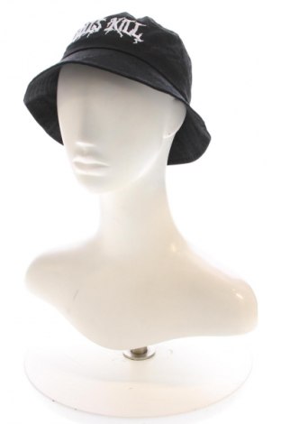 Шапка Dolls Kill, Цвят Черен, Цена 9,71 €