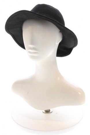 Шапка H&M Divided, Цвят Черен, Цена 7,66 €