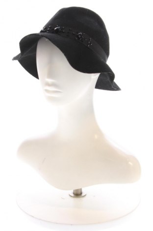 Шапка OVS, Цвят Черен, Цена 13,60 €