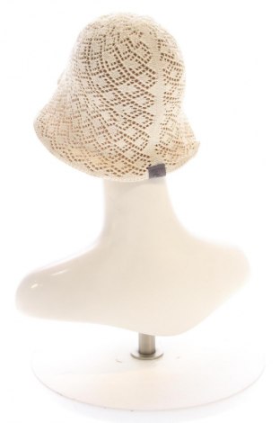 Шапка Unbranded, Цвят Бежов, Цена 7,00 €