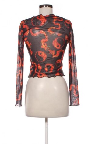 Дамска блуза Bershka, Размер S, Цвят Многоцветен, Цена 3,57 €