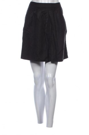 Пола Unbranded, Размер M, Цвят Черен, Цена 2,04 €