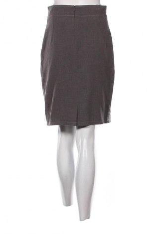 Пола Unbranded, Размер M, Цвят Сив, Цена 2,04 €