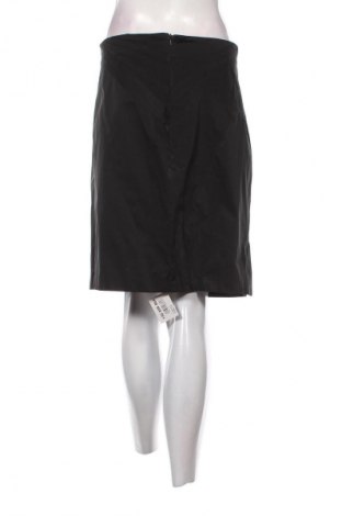 Пола Unbranded, Размер M, Цвят Черен, Цена 2,04 €