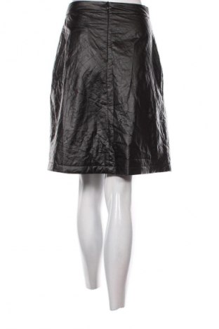 Пола Unbranded, Размер S, Цвят Черен, Цена 2,04 €