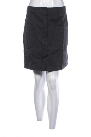 Пола Doca, Размер M, Цвят Черен, Цена 3,06 €